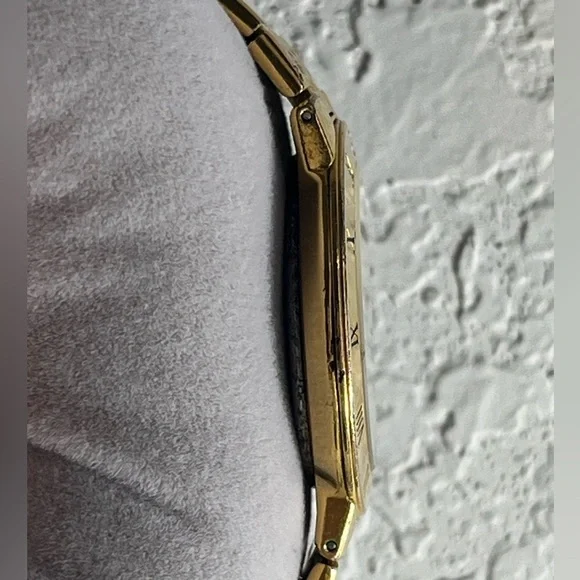 Classic GUCCI 3300 M 18K Gold Plated champagne dial; Men’s watch.